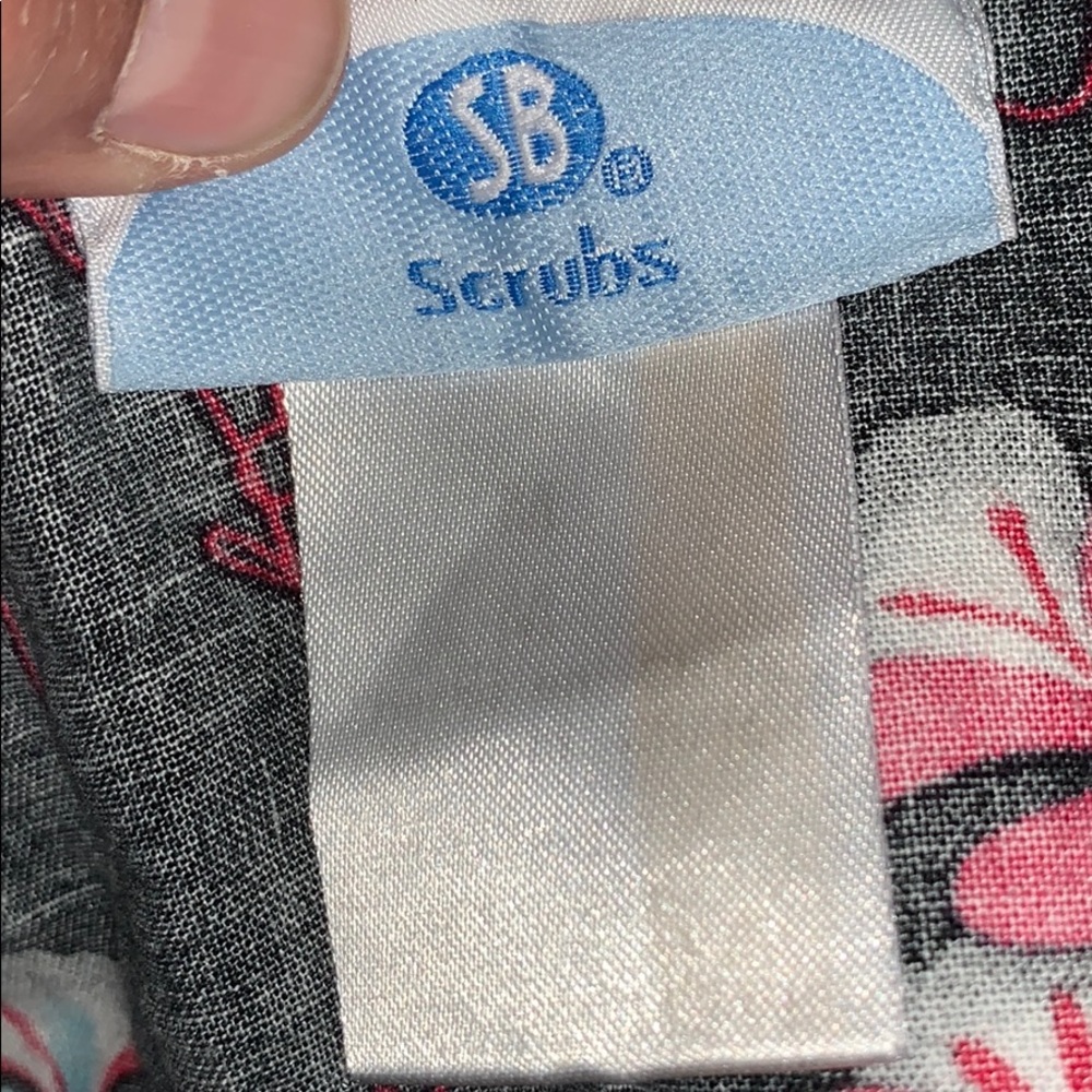 Scrub set - Picture 2 of 4